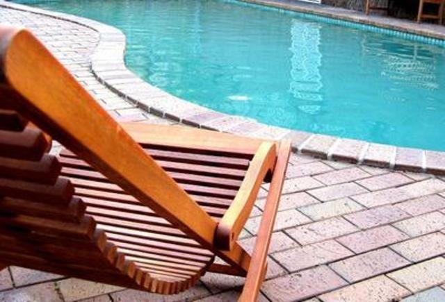 Eltham Motor Inn Мельбурн Екстер'єр фото